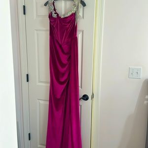Portia and Scarlett Velvet Dress